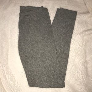 Grey leggings☁️